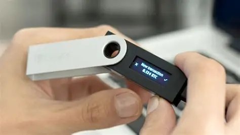 10 Best Crypto Hardware Wallets for Staking in 2025